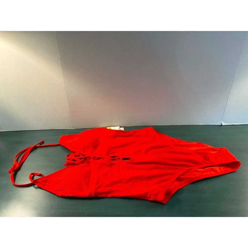 Lucky Brand Textured One Piece Swimsuit Women's Medium Red Halter Lace Up Monoki